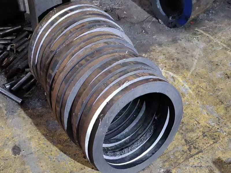 金秀30CrMo无缝钢管切割
